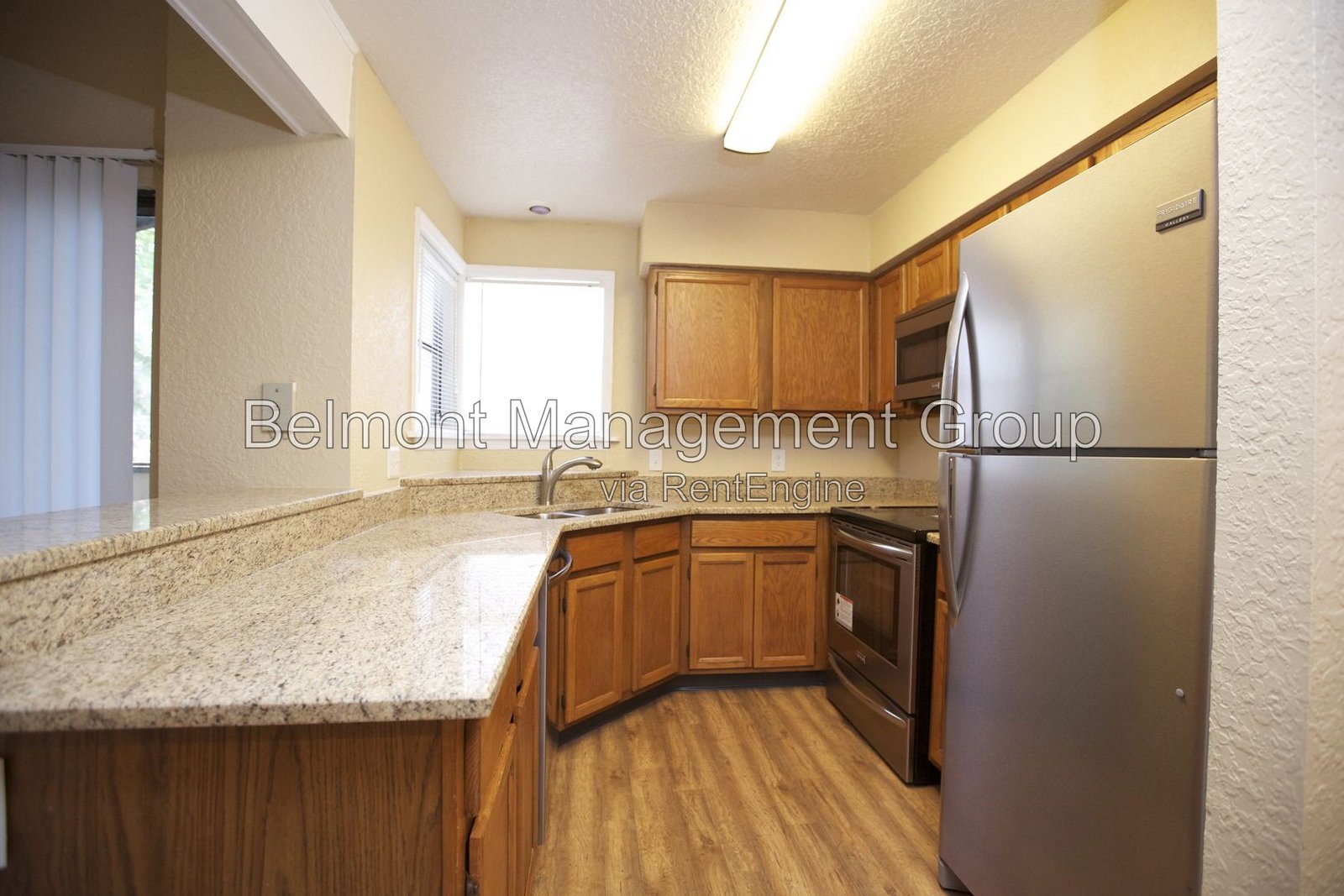 Charming 2 Bed 2 Bath Condo for Rent @ Parkview Village Condominiums - Across the street from Full Sail University! property image