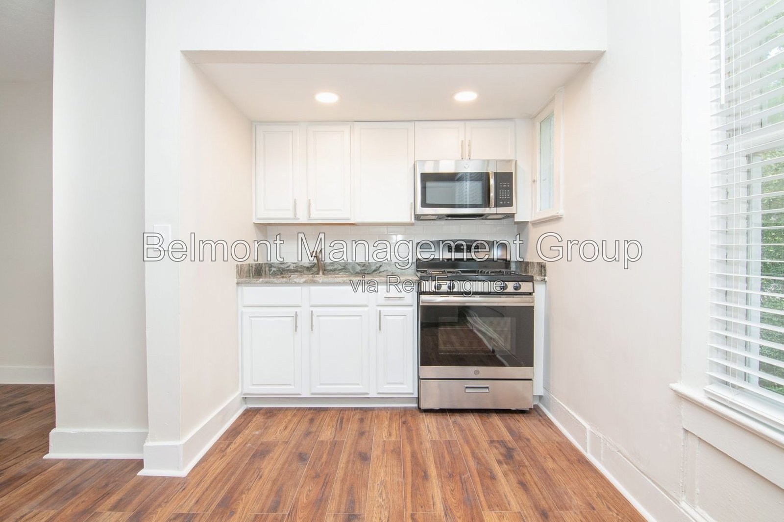 Beautiful Studio Apartment for Rent in the heart of Historic Downtown Sanford! Rent now and Get 2 Weeks FREE + a Reduced Security Deposit of Only $500! property image