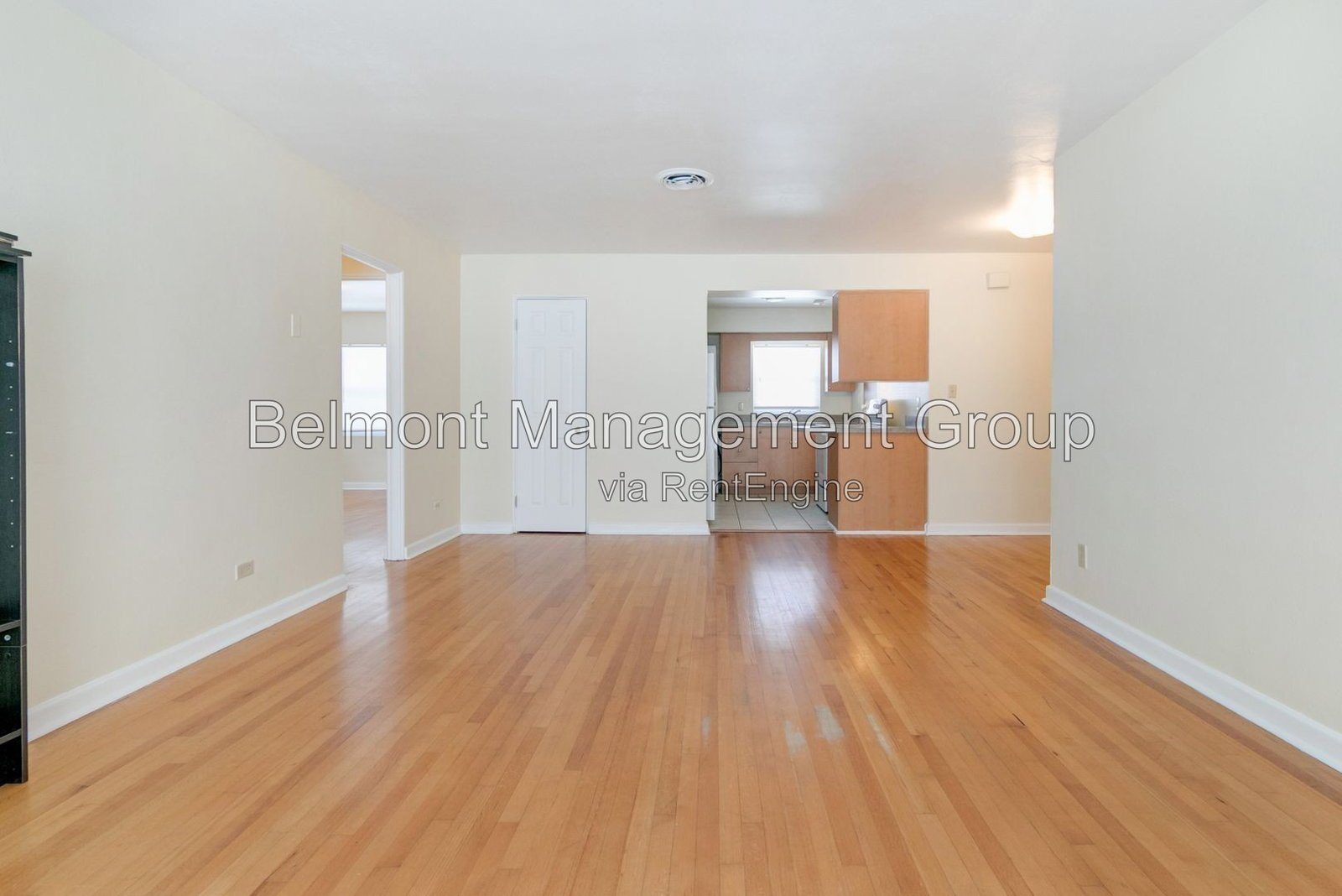 Beautiful 2/1 Apartment in the Heart of SODO District of Orlando! Rent Now and Get 2-Weeks Off First Month and Free Application Fee for the Healthcare and Service Industry! property image