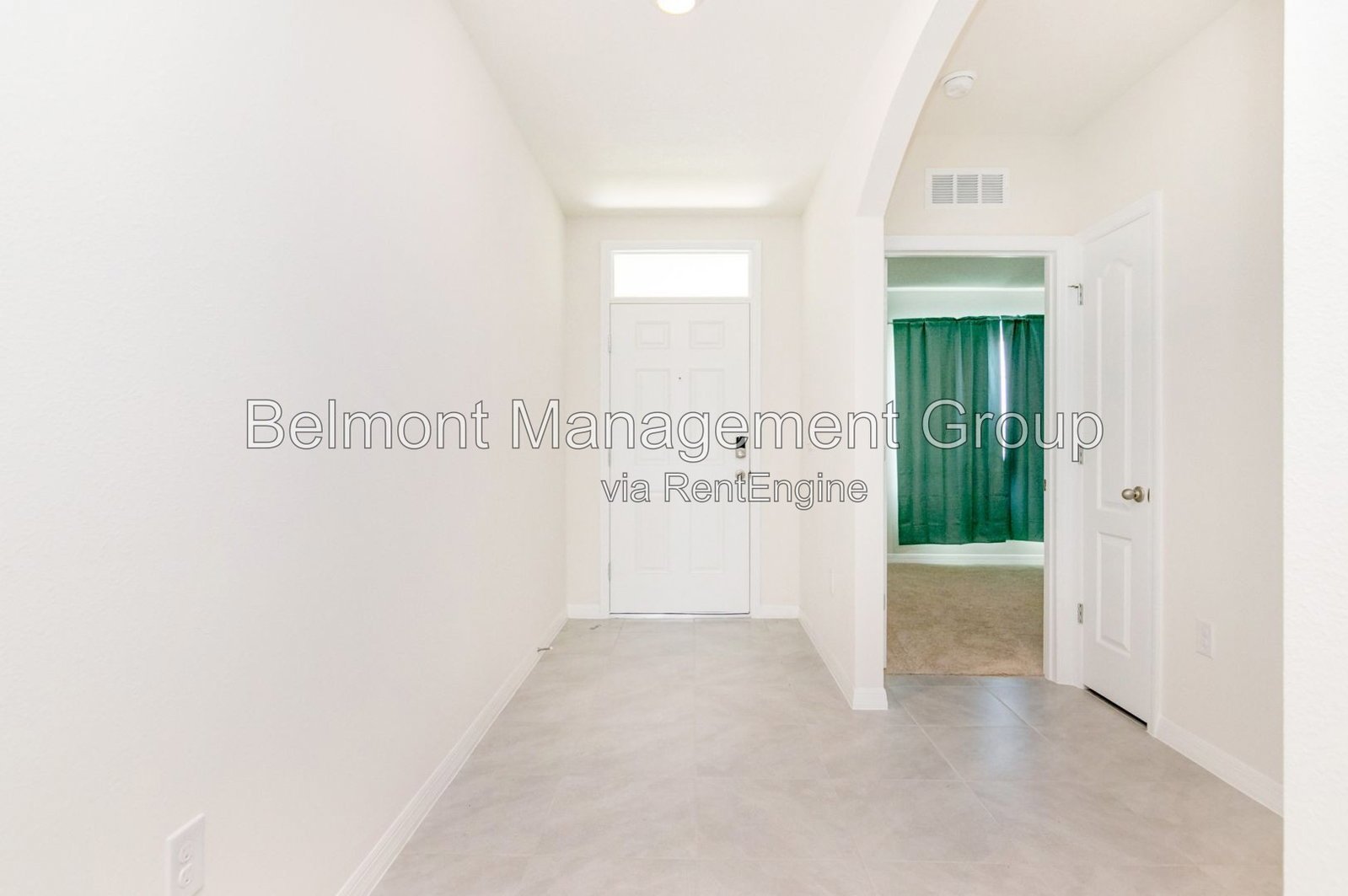 Gorgeous 3Bd/2Bth Home Located at SunCrest in St. Cloud!!! property image