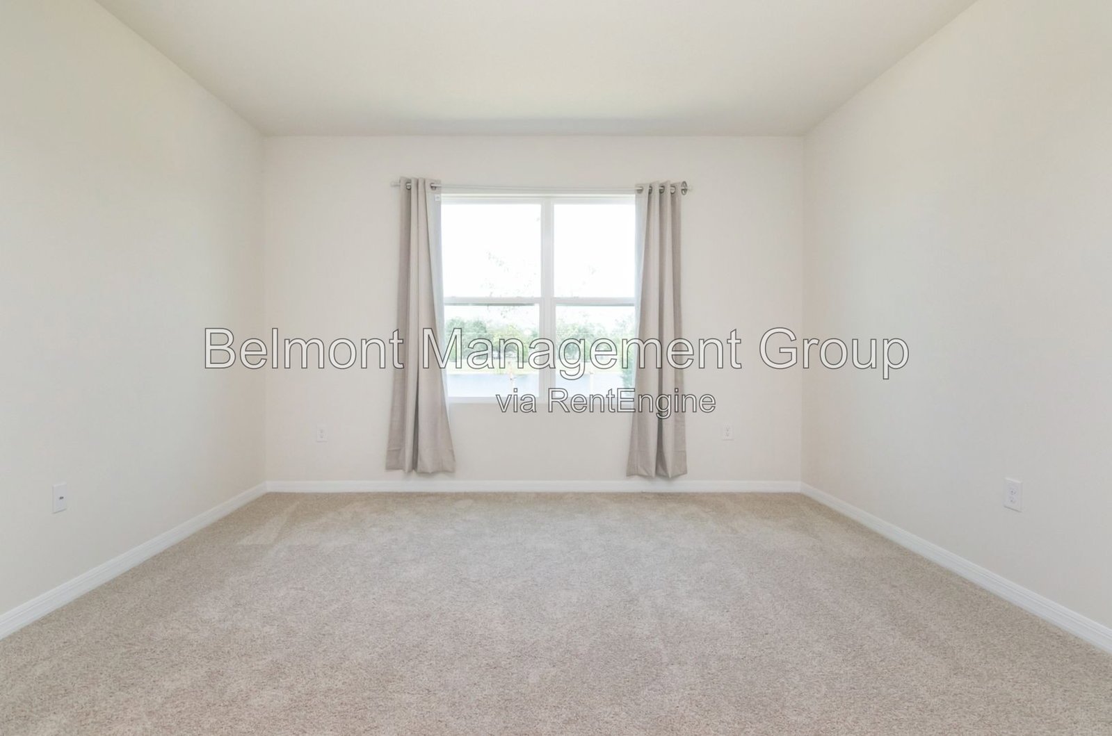 Gorgeous 3Bd/2Bth Home Located at SunCrest in St. Cloud!!! property image